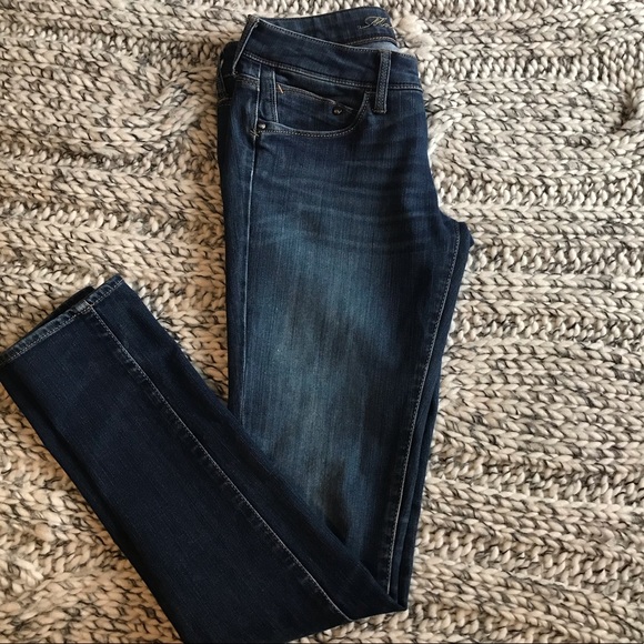 Guess Jeans - Picture 4 of 8